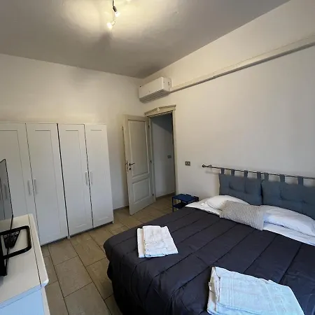 Appartement Easy 2 - A 2 Passi Dal Centro Ferrare